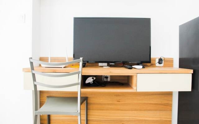 Modern Style Studio at The Nest Puri Apartment