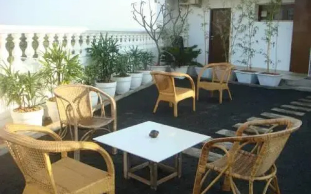 Step Inn Serviced Apartments