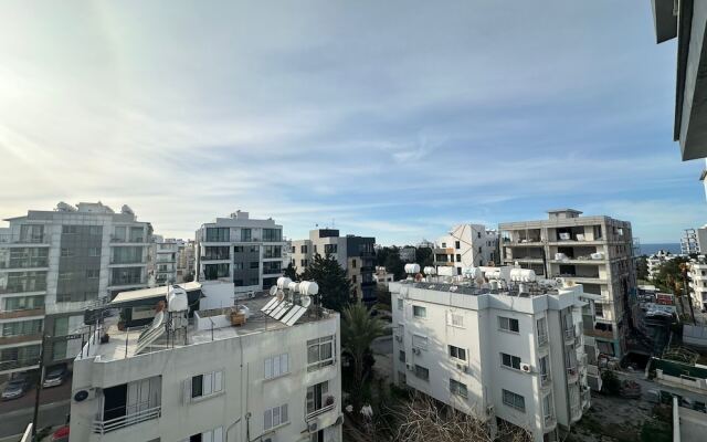 Inviting 2-bed Apartment in Kyrenia