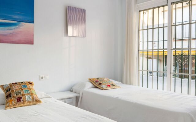Boutique Holiday Home in Benalmádena With Pool