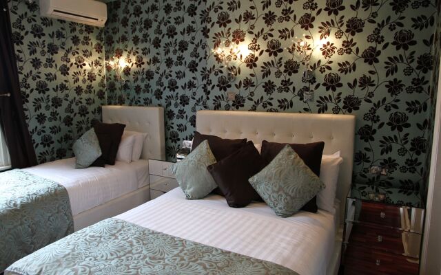 Crompton Guest House