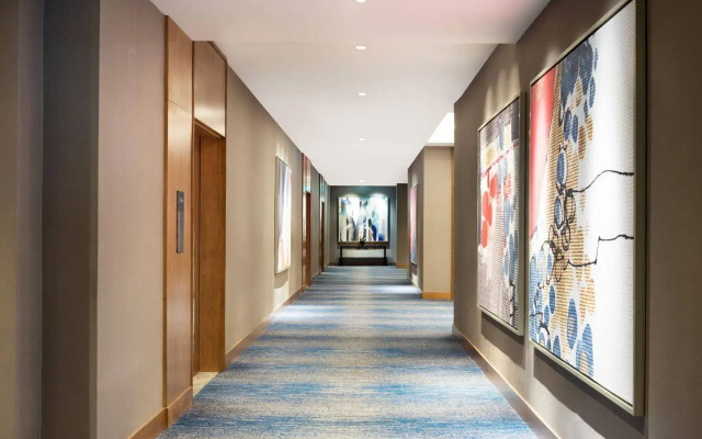 Four Points by Sheraton Surabaya, Tunjungan Plaza