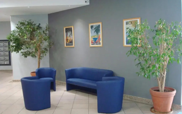 App.T2 De Standing Proche De La Mer