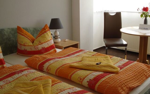 Sunny Apartment in Kühlungsborn near Sea Beach