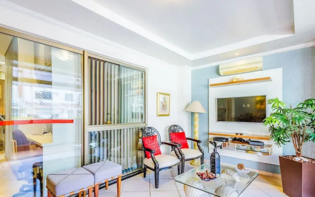 Apt w/ Balcony Sudoeste - Por0017