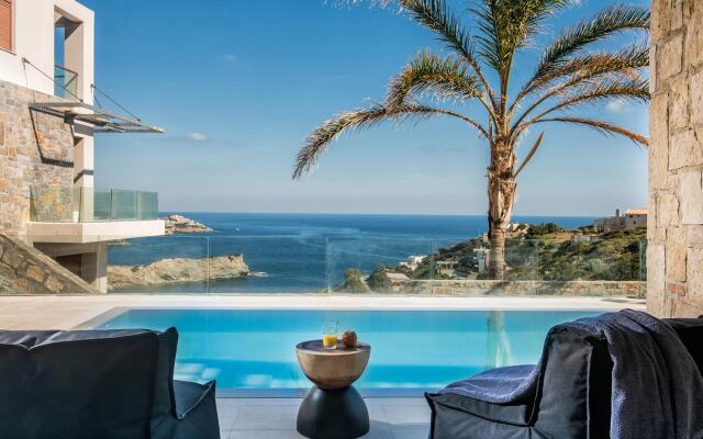 Alpha House in Crete