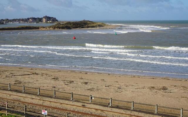 Grand Studio Face a la Mer