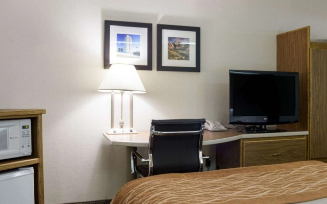 Quality Inn Bismarck I-94