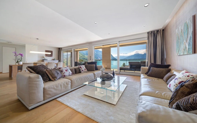 Montreux Panoramic Views 4BD Apartment