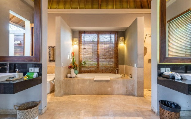 The Akasha Bali
