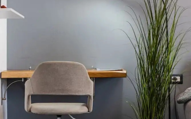 Modern Apartment With Scenic Views Earthy Vibes