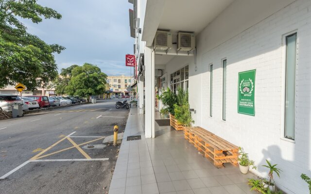 Spot On 89875 Min House Camp