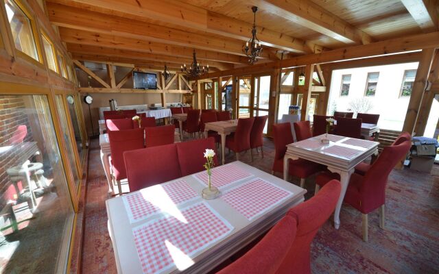 Noblesse Boutique Hotel