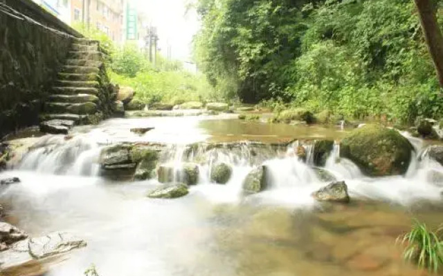 Zhangjiajie Forest Park Qinyuan Hotel