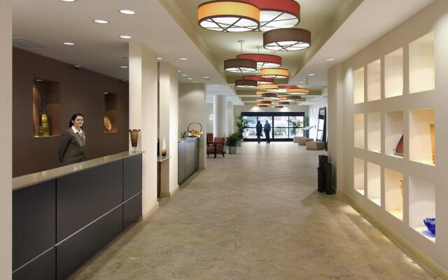 Crowne Plaza Ventura Beach by IHG