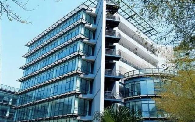 Hangzhou Zheda Science and Technology Park Hotel (Ant A Space Gudang Xincun Subway Station)