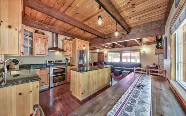 1581 Tionontati St Home