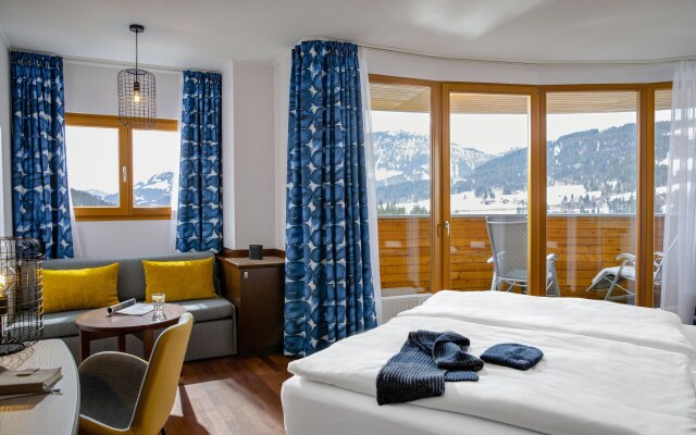 ROBINSON FIEBERBRUNN - Adults only