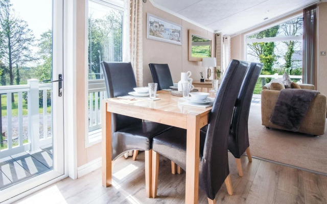 Manor 5 Lodge - 2 Bedroom Lodge - Pendine