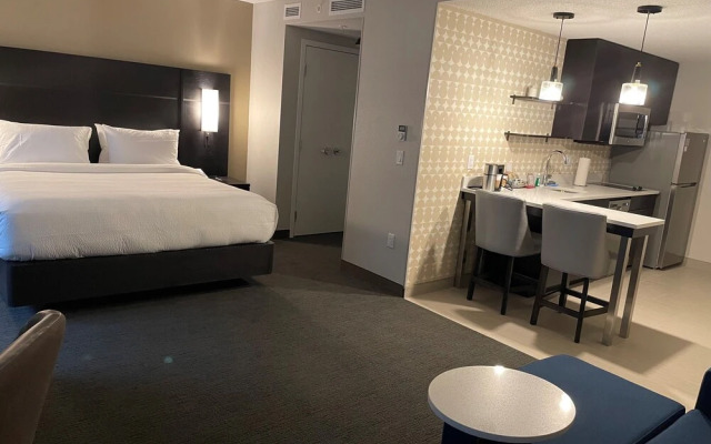 Residence Inn by Marriott Montreal Midtown