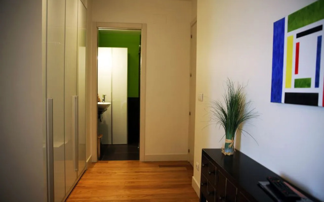 SEAFRONT LUXURY STUDIO by www.SanSebastianApartments.es