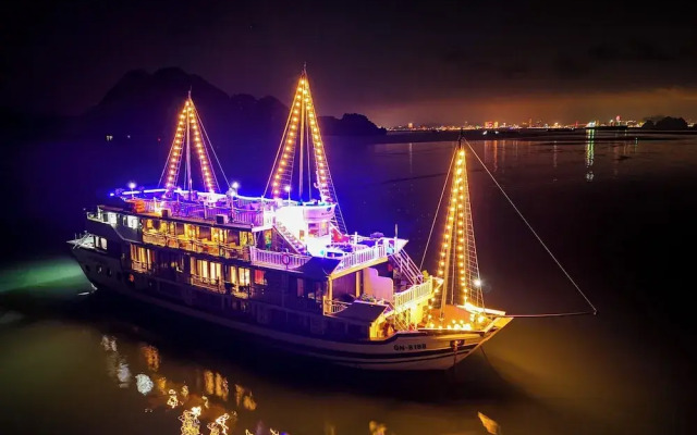 Oasis Party Cruise