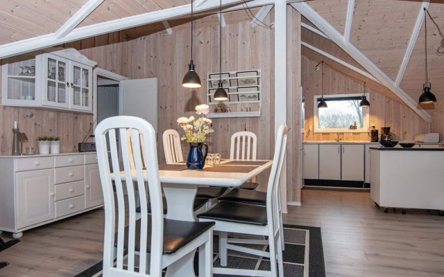6 Person Holiday Home in Hemmet-by Traum