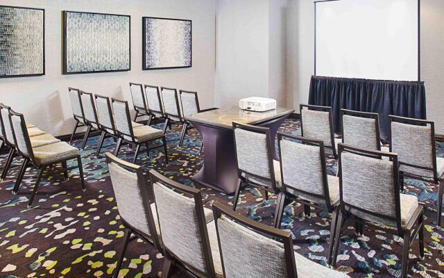 Dallas Marriott Suites Medical/Market Center