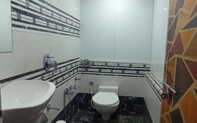Goroomgo Sanskar Villa Ahmedabad