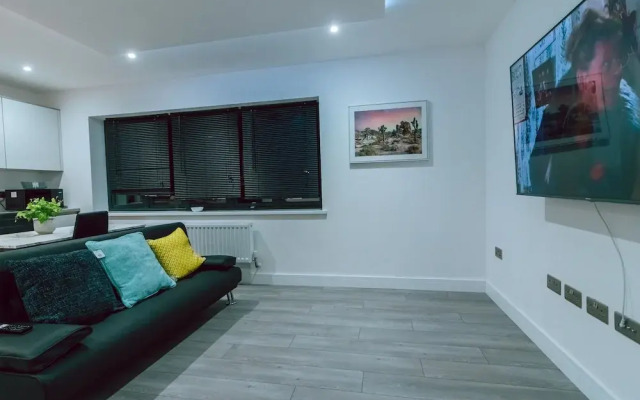 Stunning 1-bed Apartment in Purley