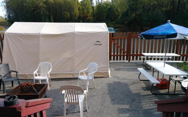 The Place Motel Bar And Grill