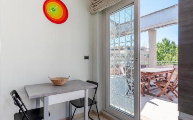 Piazza Bologna Terrace Apartment With Parking