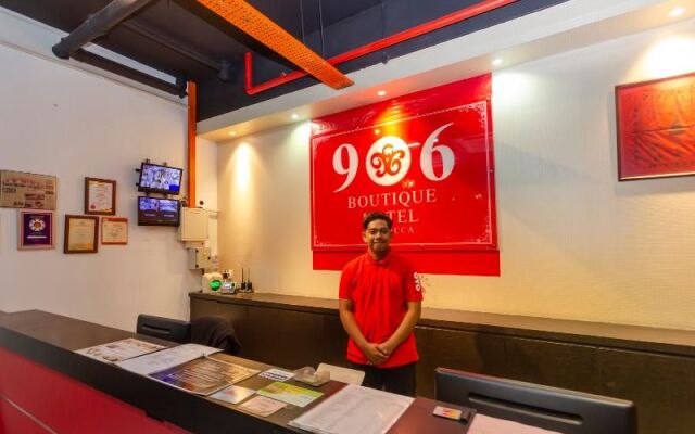 906 Hotel Kota Laksamana