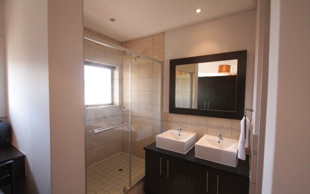 Manhattan 808 by CTHA