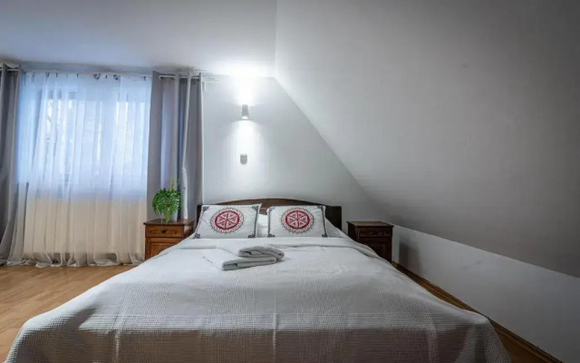 Willa Cicha Woda III