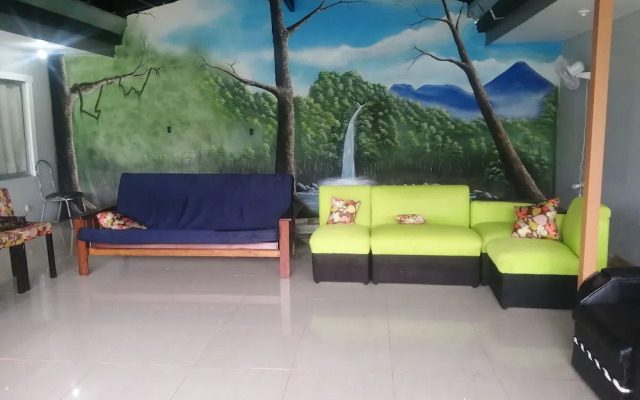 Arenal Sloth Hostel