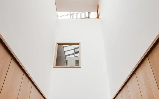 Hanover Wharf Apartment