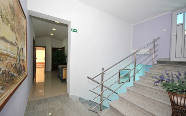 Apartments & Rooms Villa Maslina