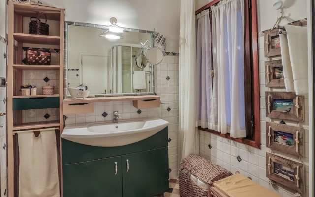 Venice Dream House Bolero