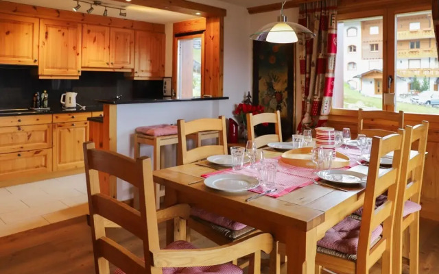 Rhodonite 24 Ollon in Ollon