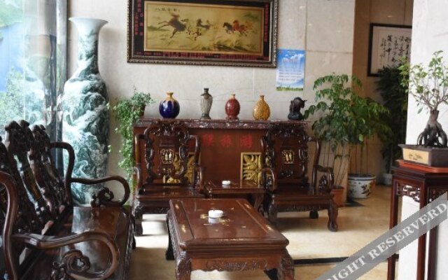 Xinyaxin Jincheng Hotel