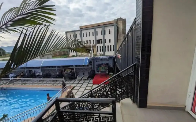 Aj'S Hotel And Suites