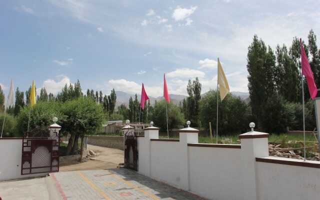 Hotel Leh Residency