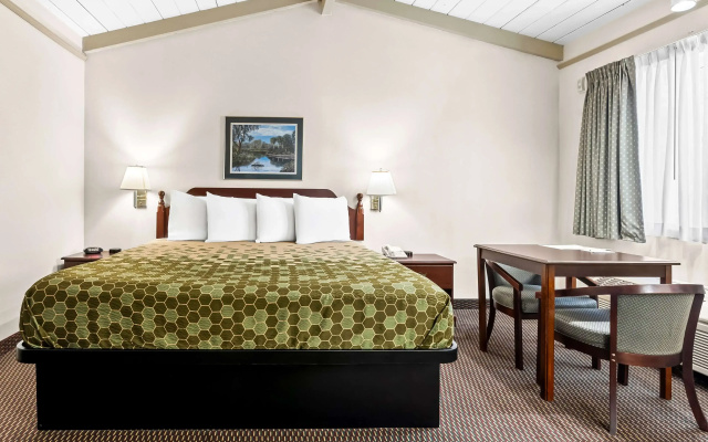 SureStay Hotel by Best Western Castro Valley
