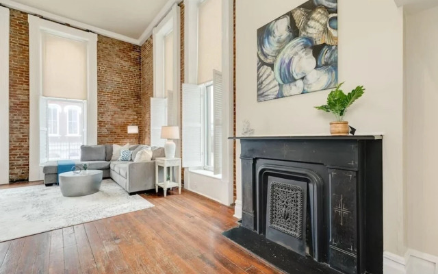 Galveston Historic Strand Loft 204