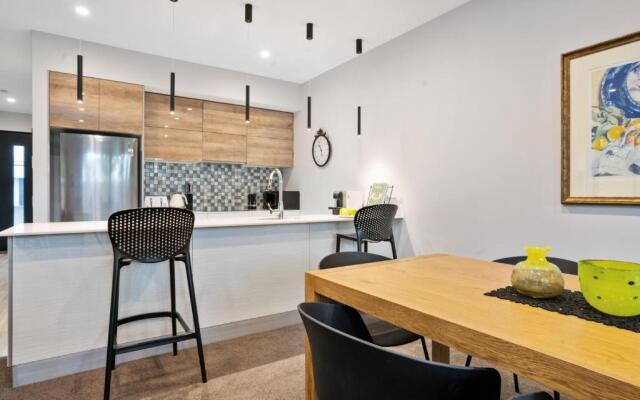 City Living - Christchurch Holiday Home