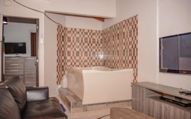 Poblado Brownstone