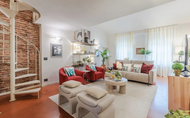 Cecilia House in Lucca
