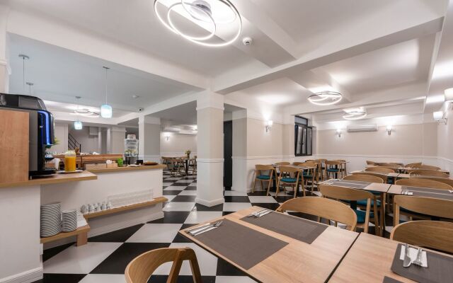 Pure Hotel by Athens Prime Hotels