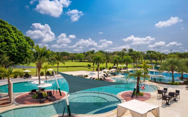 Eastin Thana City Golf Resort Bangkok